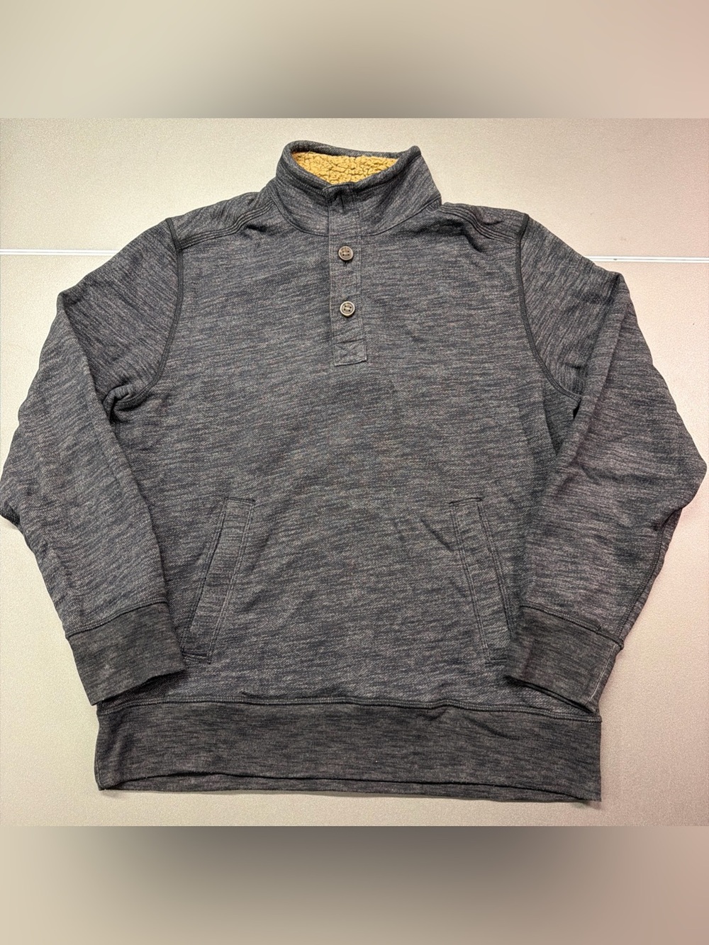 G.H. Bass & Co Mens Medium Gray Heather Sherpa Lined Quarter Button Pullover